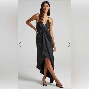 Black Twist Maxi Dress Showpo Jayne Twist Front‎ Strappy Satin Gown Size 2 NWT